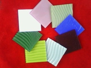 佛山市陶一色釉 水晶玻璃馬賽克顏料、玻璃釉料與高溫油墨的研發(fā)創(chuàng)新